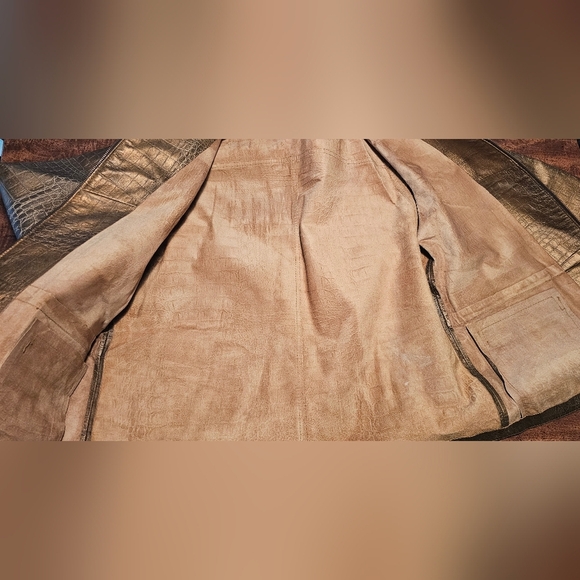 CHICO'S Womens 100% Leather Metallic Reptil Print Zip Front Pockets Jacket Sz 2 - Picture 13 of 16